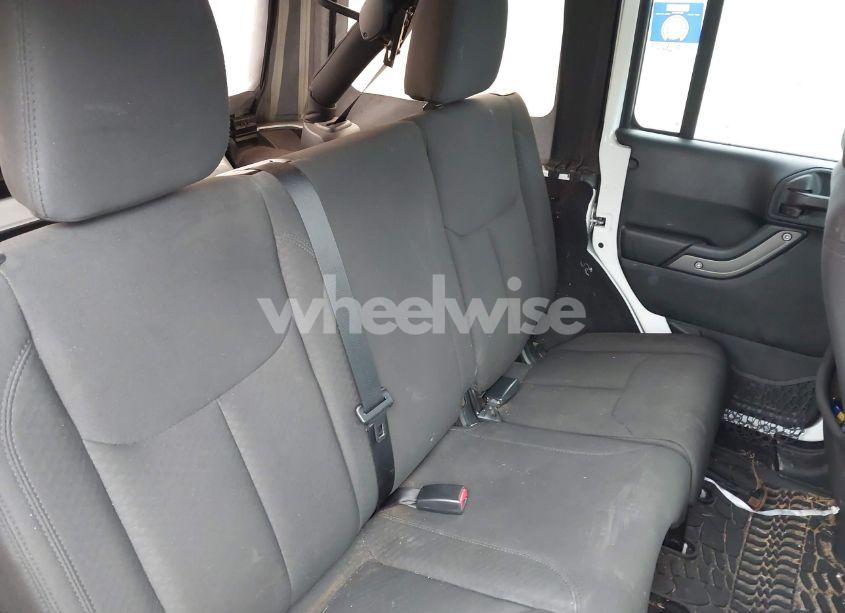 Photo 8 of 2017 Jeep Wrangler UNLIMITED SPORT 4X4 (VIN 1C4BJWDG9HL671323)