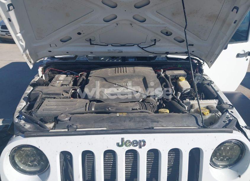 Photo 10 of 2017 Jeep Wrangler UNLIMITED SPORT 4X4 (VIN 1C4BJWDG9HL739300)