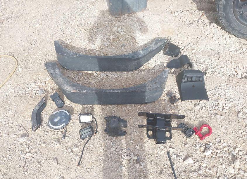 Photo 11 of 2017 Jeep Wrangler UNLIMITED SPORT 4X4 (VIN 1C4BJWDG9HL743007)