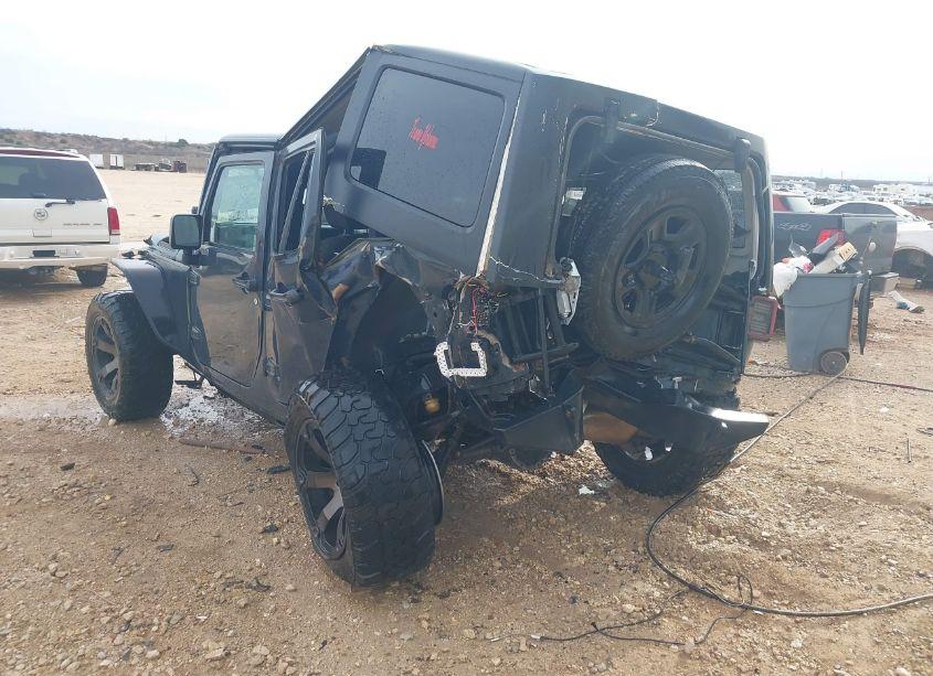 Photo 3 of 2017 Jeep Wrangler UNLIMITED SPORT 4X4 (VIN 1C4BJWDG9HL743007)