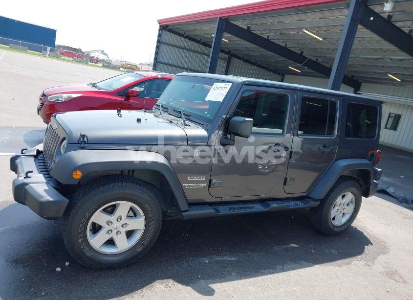 Photo 15 of 2018 Jeep Wrangler JK UNLIMITED SPORT S 4X4 (VIN 1C4BJWDG9JL804801)