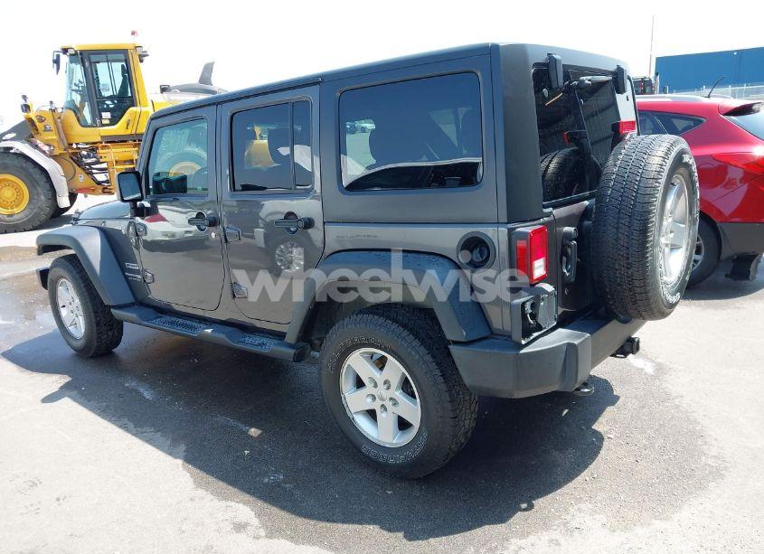 Photo 3 of 2018 Jeep Wrangler JK UNLIMITED SPORT S 4X4 (VIN 1C4BJWDG9JL804801)