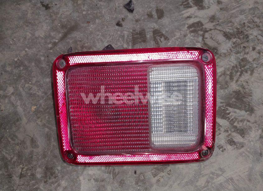 Photo 12 of 2018 Jeep Wrangler JK UNLIMITED SPORT S 4X4 (VIN 1C4BJWDG9JL890272)