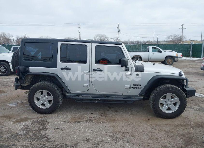 Photo 13 of 2012 Jeep Wrangler UNLIMITED SPORT (VIN 1C4BJWDGXCL268590)