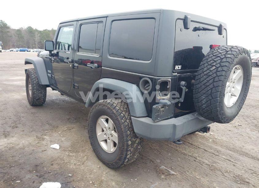 Photo 3 of 2013 Jeep Wrangler UNLIMITED SPORT (VIN 1C4BJWDGXDL522722)