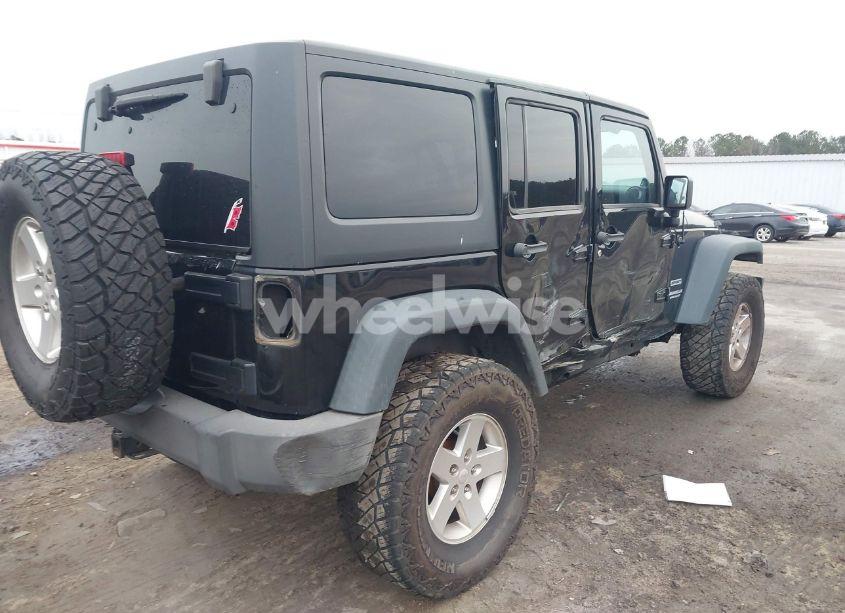 Photo 4 of 2013 Jeep Wrangler UNLIMITED SPORT (VIN 1C4BJWDGXDL522722)