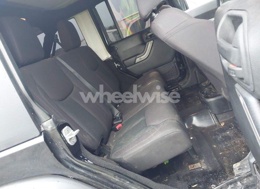 Photo 8 of 2013 Jeep Wrangler UNLIMITED SPORT (VIN 1C4BJWDGXDL522722)