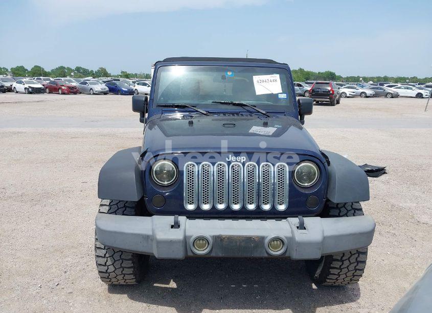 Photo 12 of 2013 Jeep Wrangler UNLIMITED SPORT (VIN 1C4BJWDGXDL564226)