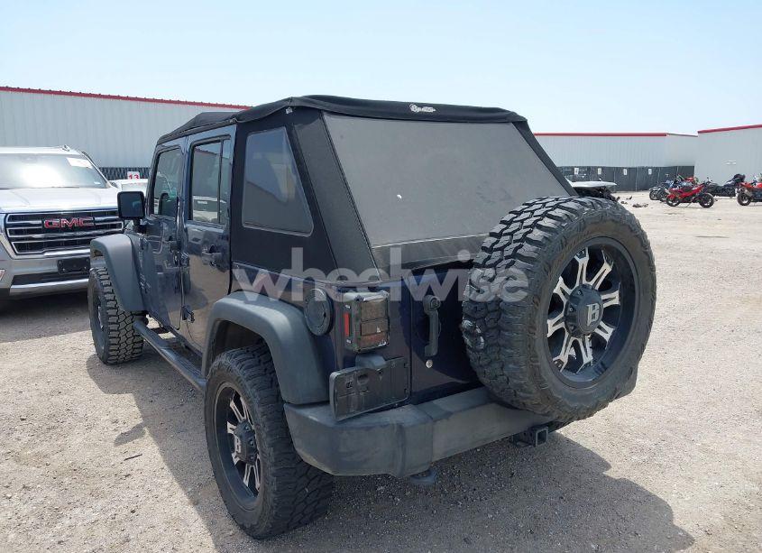 Photo 3 of 2013 Jeep Wrangler UNLIMITED SPORT (VIN 1C4BJWDGXDL564226)