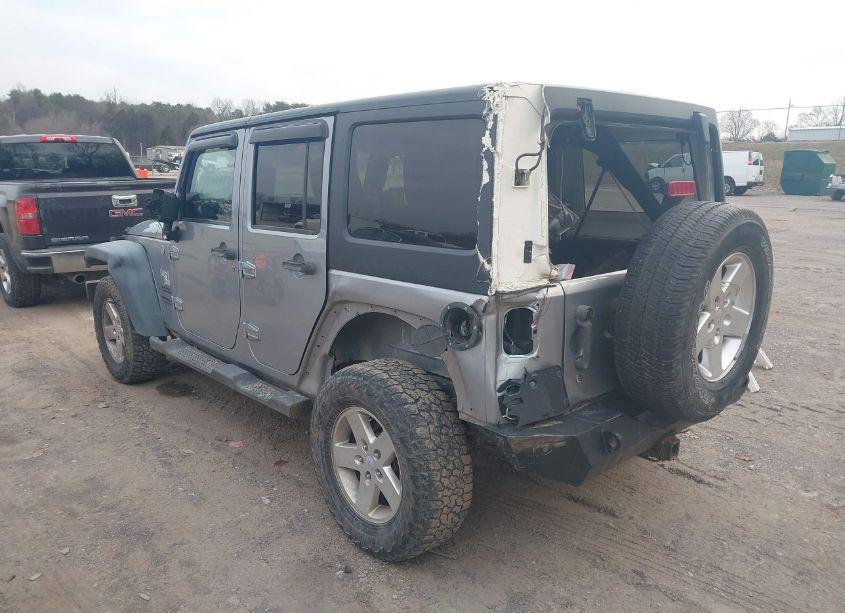 Photo 3 of 2013 Jeep Wrangler UNLIMITED SPORT (VIN 1C4BJWDGXDL594455)