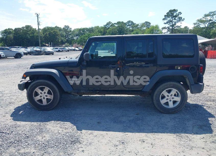 Photo 14 of 2014 Jeep Wrangler UNLIMITED SPORT (VIN 1C4BJWDGXEL104033)