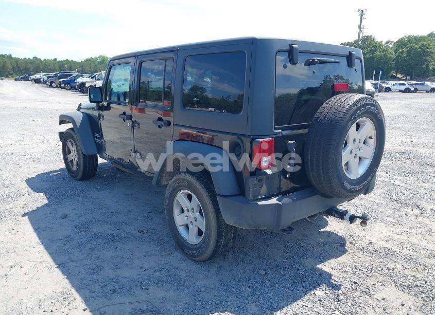 Photo 3 of 2014 Jeep Wrangler UNLIMITED SPORT (VIN 1C4BJWDGXEL104033)
