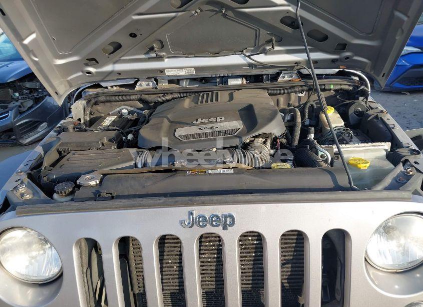 Photo 10 of 2014 Jeep Wrangler UNLIMITED SPORT (VIN 1C4BJWDGXEL120667)