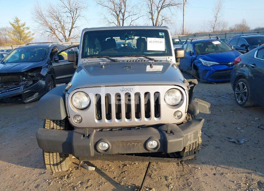 Photo 12 of 2014 Jeep Wrangler UNLIMITED SPORT (VIN 1C4BJWDGXEL120667)