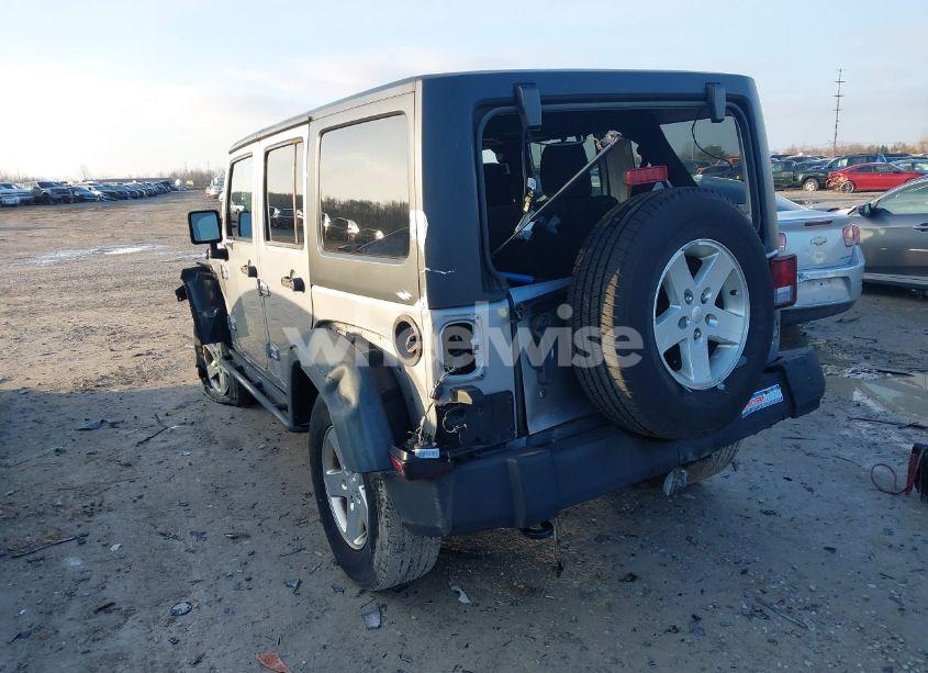 Photo 3 of 2014 Jeep Wrangler UNLIMITED SPORT (VIN 1C4BJWDGXEL120667)