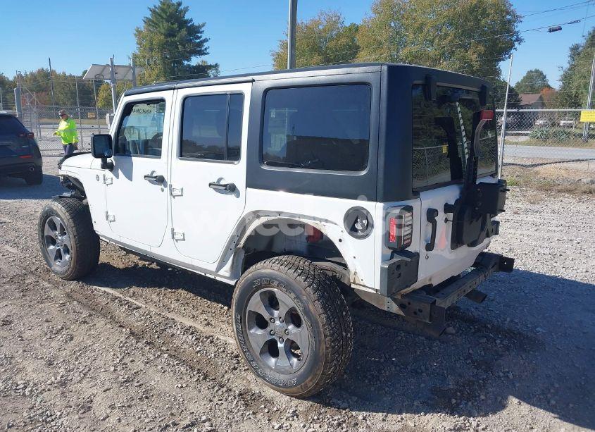 Photo 3 of 2014 Jeep Wrangler UNLIMITED WILLYS WHEELER (VIN 1C4BJWDGXEL245698)