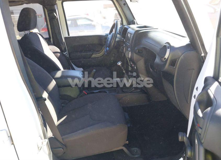 Photo 5 of 2014 Jeep Wrangler UNLIMITED WILLYS WHEELER (VIN 1C4BJWDGXEL245698)