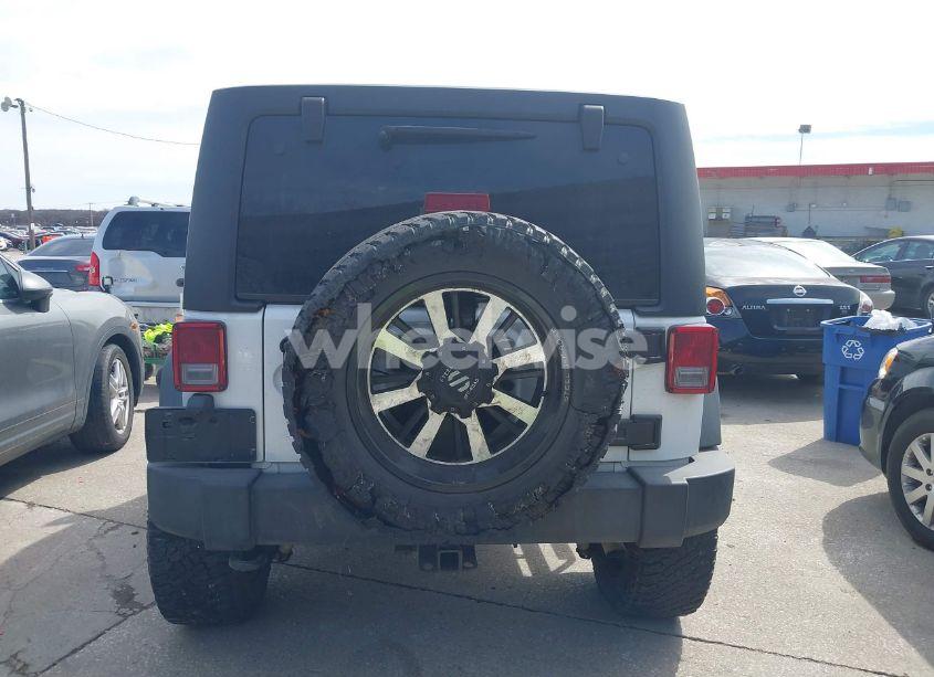 Photo 16 of 2015 Jeep Wrangler UNLIMITED SPORT (VIN 1C4BJWDGXFL666659)