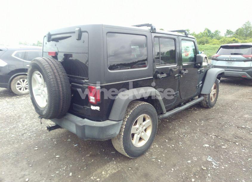 Photo 4 of 2016 Jeep Wrangler UNLIMITED SPORT (VIN 1C4BJWDGXGL206502)