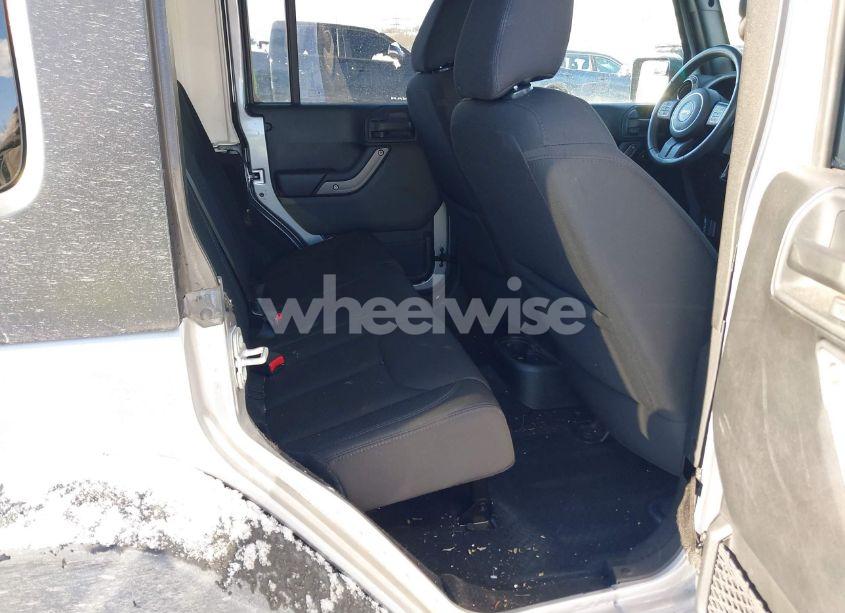 Photo 8 of 2016 Jeep Wrangler UNLIMITED SPORT (VIN 1C4BJWDGXGL252413)