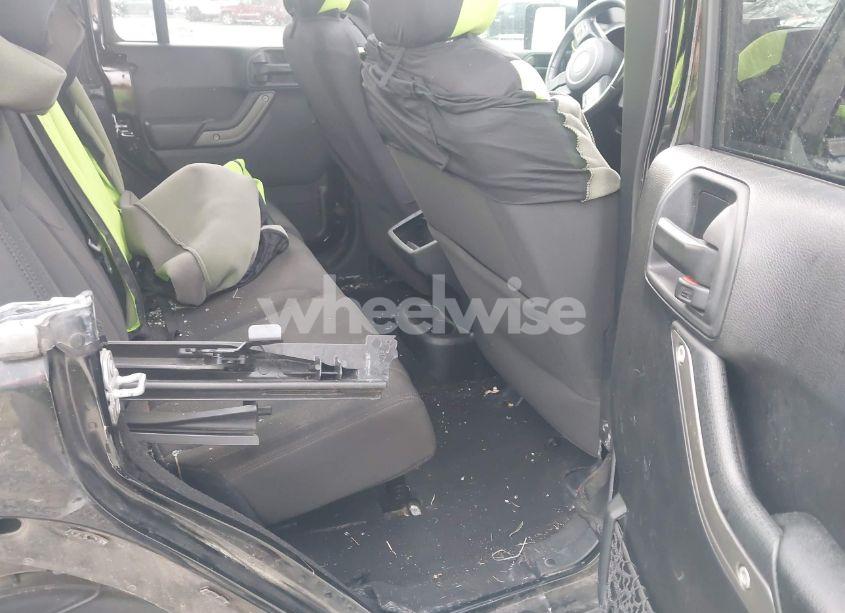 Photo 8 of 2016 Jeep Wrangler UNLIMITED SPORT (VIN 1C4BJWDGXGL269728)