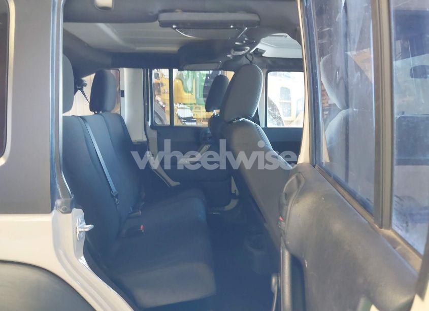 Photo 8 of 2016 Jeep Wrangler UNLIMITED SPORT (VIN 1C4BJWDGXGL288599)