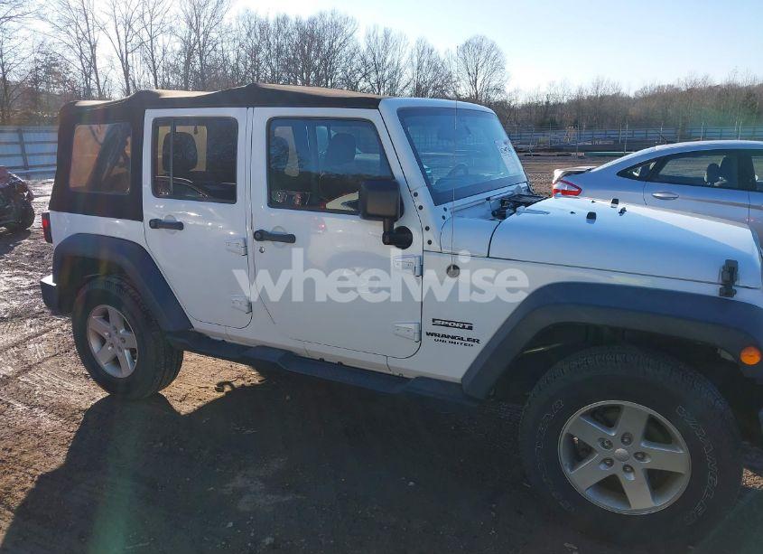 Photo 13 of 2017 Jeep Wrangler UNLIMITED BIG BEAR 4X4/FREEDOM 4X4/SPORT 4X4/WILLY WHEELER 4X4 (VIN 1C4BJWDGXH2587804)