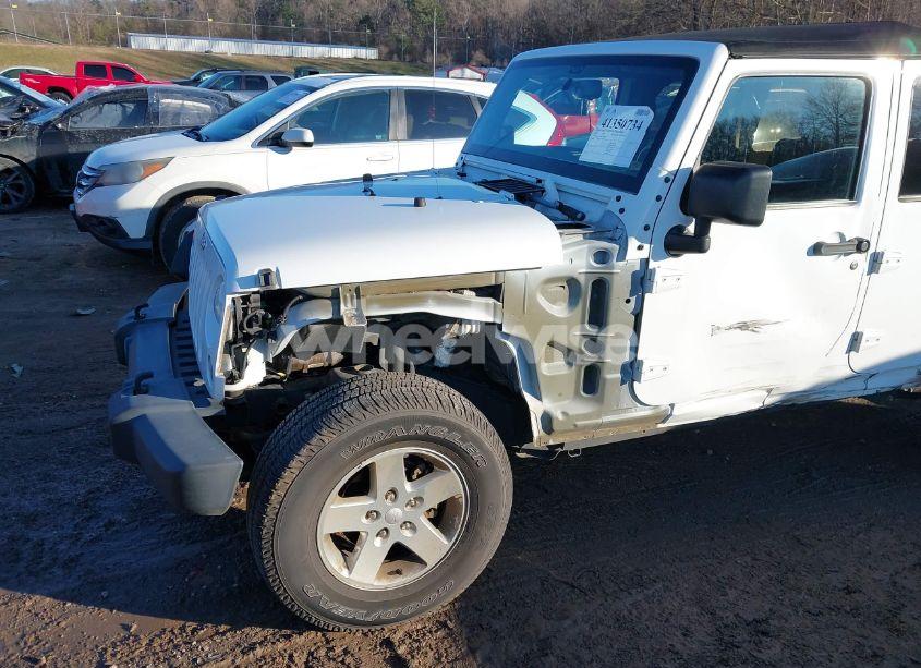 Photo 6 of 2017 Jeep Wrangler UNLIMITED BIG BEAR 4X4/FREEDOM 4X4/SPORT 4X4/WILLY WHEELER 4X4 (VIN 1C4BJWDGXH2587804)