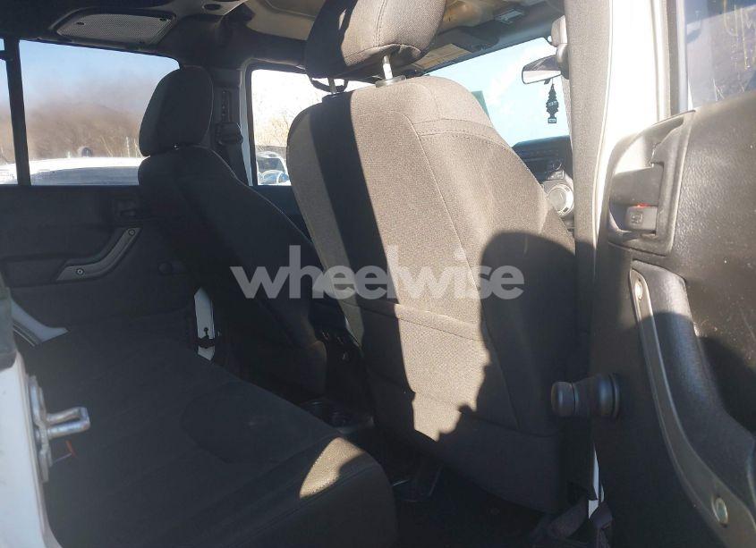 Photo 8 of 2017 Jeep Wrangler UNLIMITED WILLY WHEELER 4X4 (VIN 1C4BJWDGXHL500306)