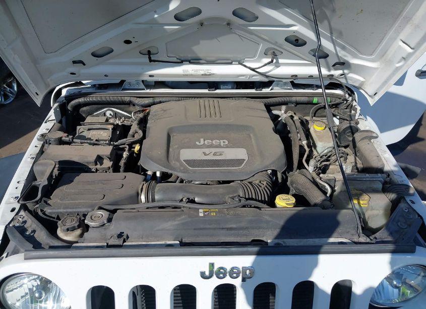 Photo 10 of 2017 Jeep Wrangler UNLIMITED SPORT 4X4 (VIN 1C4BJWDGXHL535797)