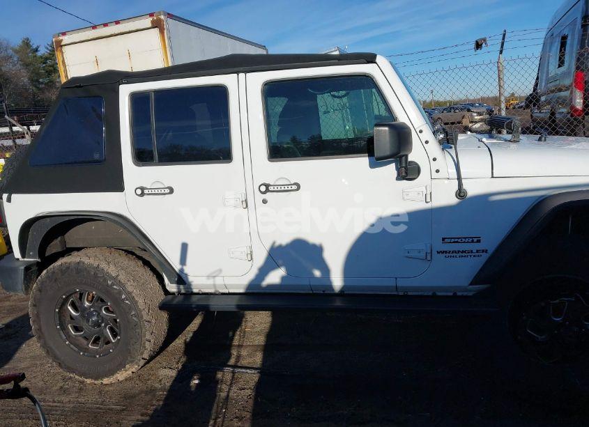 Photo 13 of 2017 Jeep Wrangler UNLIMITED SPORT 4X4 (VIN 1C4BJWDGXHL562045)