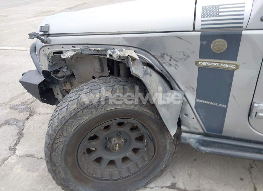 Photo 6 of 2017 Jeep Wrangler UNLIMITED FREEDOM 4X4 (VIN 1C4BJWDGXHL579783)