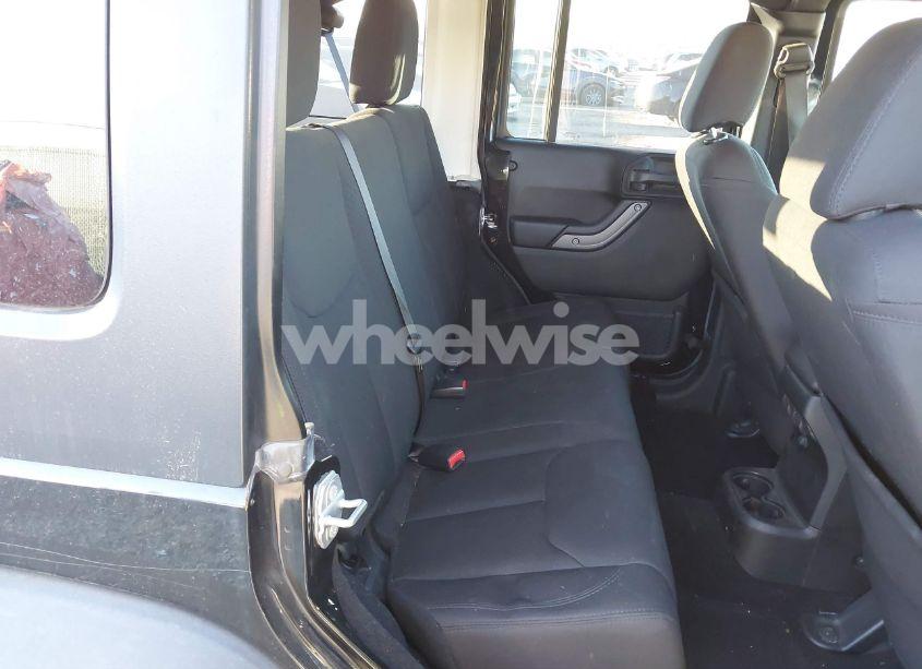 Photo 8 of 2017 Jeep Wrangler UNLIMITED SPORT 4X4 (VIN 1C4BJWDGXHL591190)