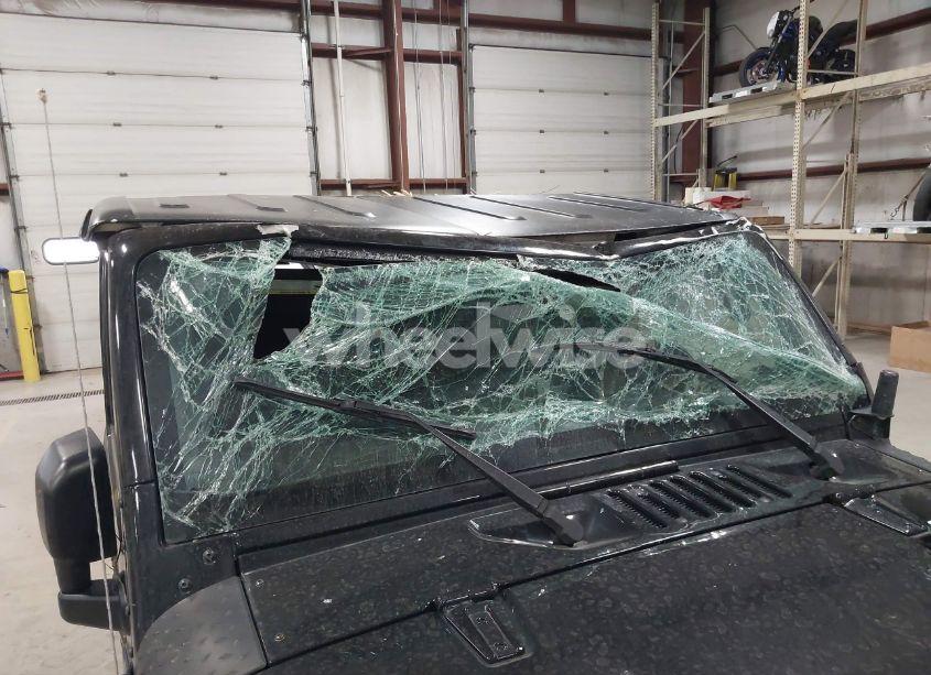 Photo 6 of 2017 Jeep Wrangler UNLIMITED SPORT (VIN 1C4BJWDGXHL669533)