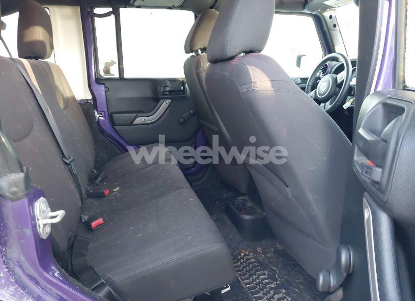 Photo 8 of 2018 Jeep Wrangler JK UNLIMITED SPORT 4X4 (VIN 1C4BJWDGXJL836446)