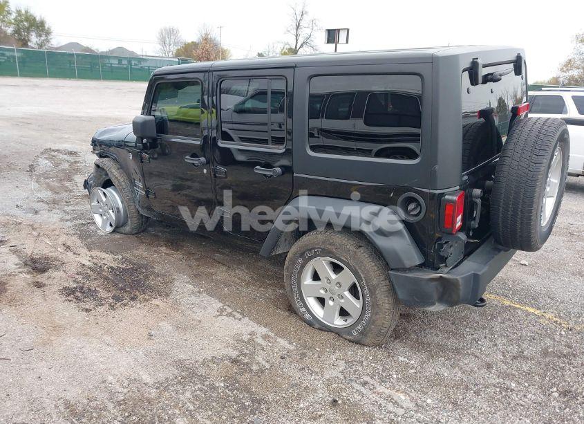 Photo 3 of 2018 Jeep Wrangler JK UNLIMITED SPORT S 4X4 (VIN 1C4BJWDGXJL862545)