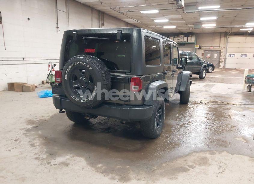 Photo 4 of 2018 Jeep Wrangler JK UNLIMITED SPORT 4X4 (VIN 1C4BJWDGXJL889020)