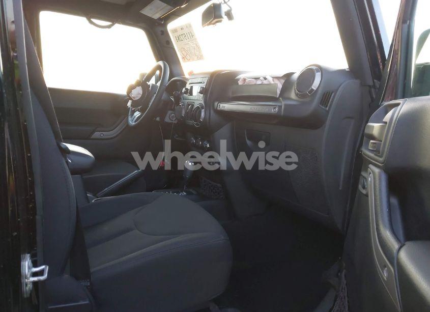 Photo 5 of 2018 Jeep Wrangler JK UNLIMITED WILLY WHEELER W 4X4 (VIN 1C4BJWDGXJL890586)