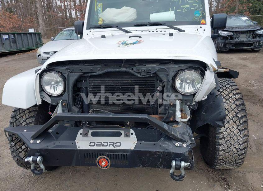 Photo 18 of 2013 Jeep Wrangler UNLIMITED SAHARA (VIN 1C4BJWEG0DL501652)