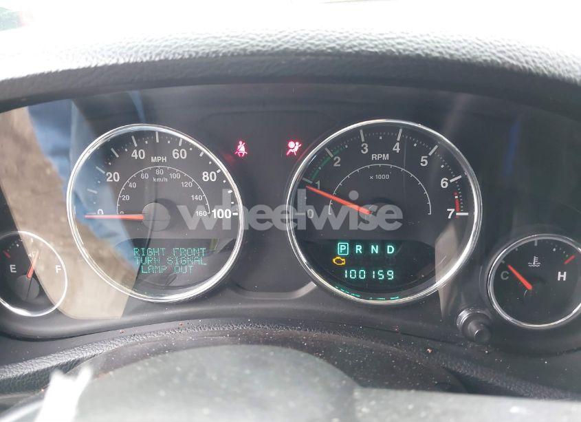 Photo 7 of 2013 Jeep Wrangler UNLIMITED SAHARA (VIN 1C4BJWEG0DL501652)