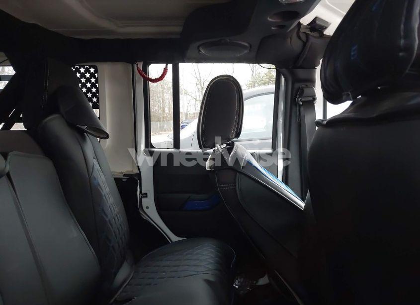 Photo 8 of 2013 Jeep Wrangler UNLIMITED SAHARA (VIN 1C4BJWEG0DL501652)