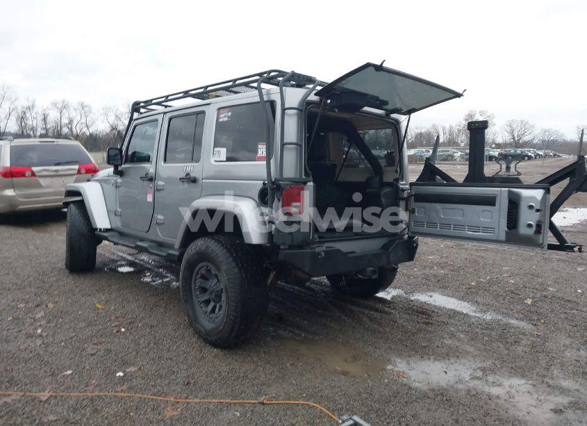 Photo 3 of 2013 Jeep Wrangler UNLIMITED SAHARA (VIN 1C4BJWEG0DL575895)