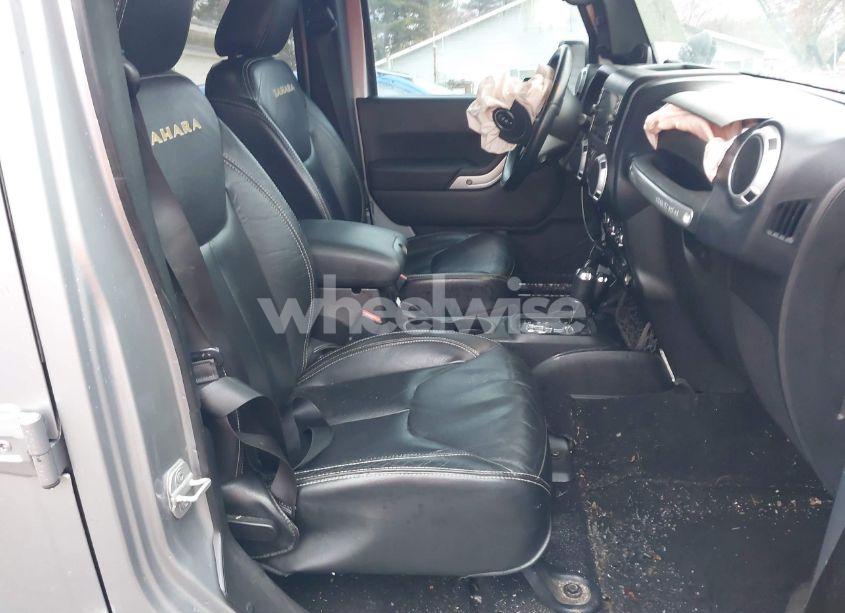 Photo 5 of 2013 Jeep Wrangler UNLIMITED SAHARA (VIN 1C4BJWEG0DL575895)