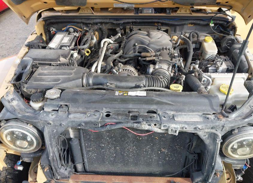 Photo 10 of 2013 Jeep Wrangler UNLIMITED SAHARA (VIN 1C4BJWEG0DL635867)