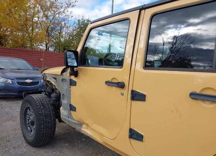 Photo 18 of 2013 Jeep Wrangler UNLIMITED SAHARA (VIN 1C4BJWEG0DL635867)