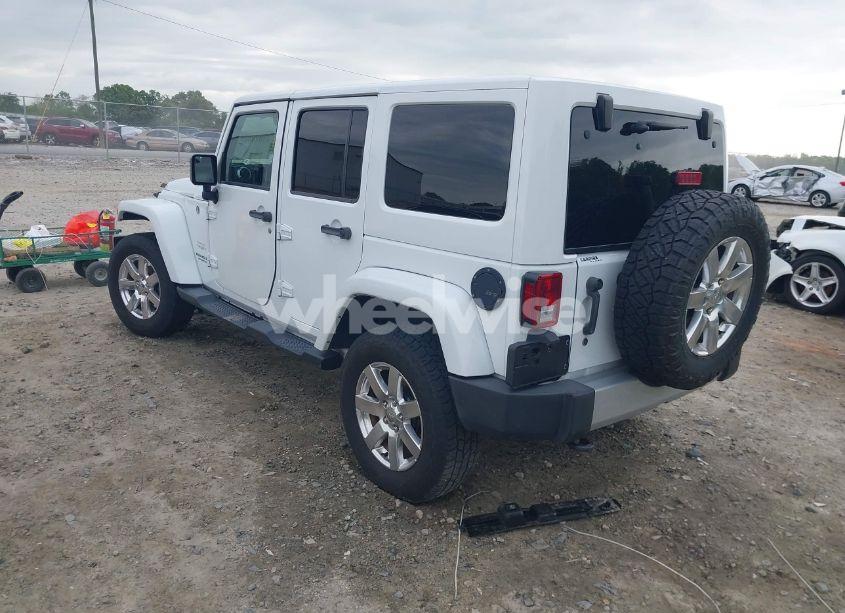 Photo 3 of 2015 Jeep Wrangler UNLIMITED SAHARA (VIN 1C4BJWEG0FL526800)