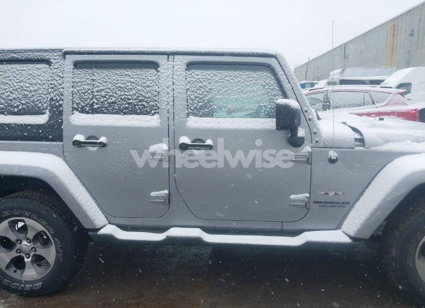 Photo 12 of 2016 Jeep Wrangler UNLIMITED SAHARA (VIN 1C4BJWEG0GL158586)