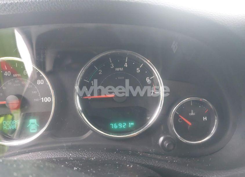 Photo 14 of 2016 Jeep Wrangler UNLIMITED SAHARA (VIN 1C4BJWEG0GL158586)