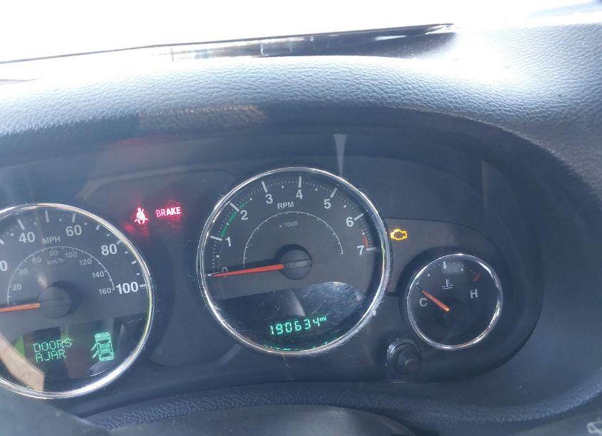 Photo 7 of 2016 Jeep Wrangler UNLIMITED SAHARA (VIN 1C4BJWEG0GL190454)