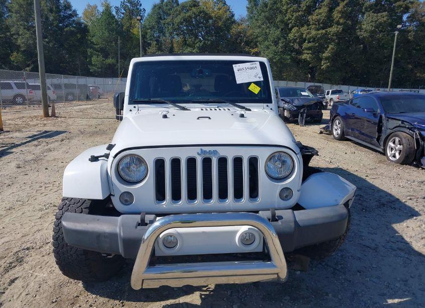 Photo 12 of 2016 Jeep Wrangler UNLIMITED SAHARA (VIN 1C4BJWEG0GL225087)